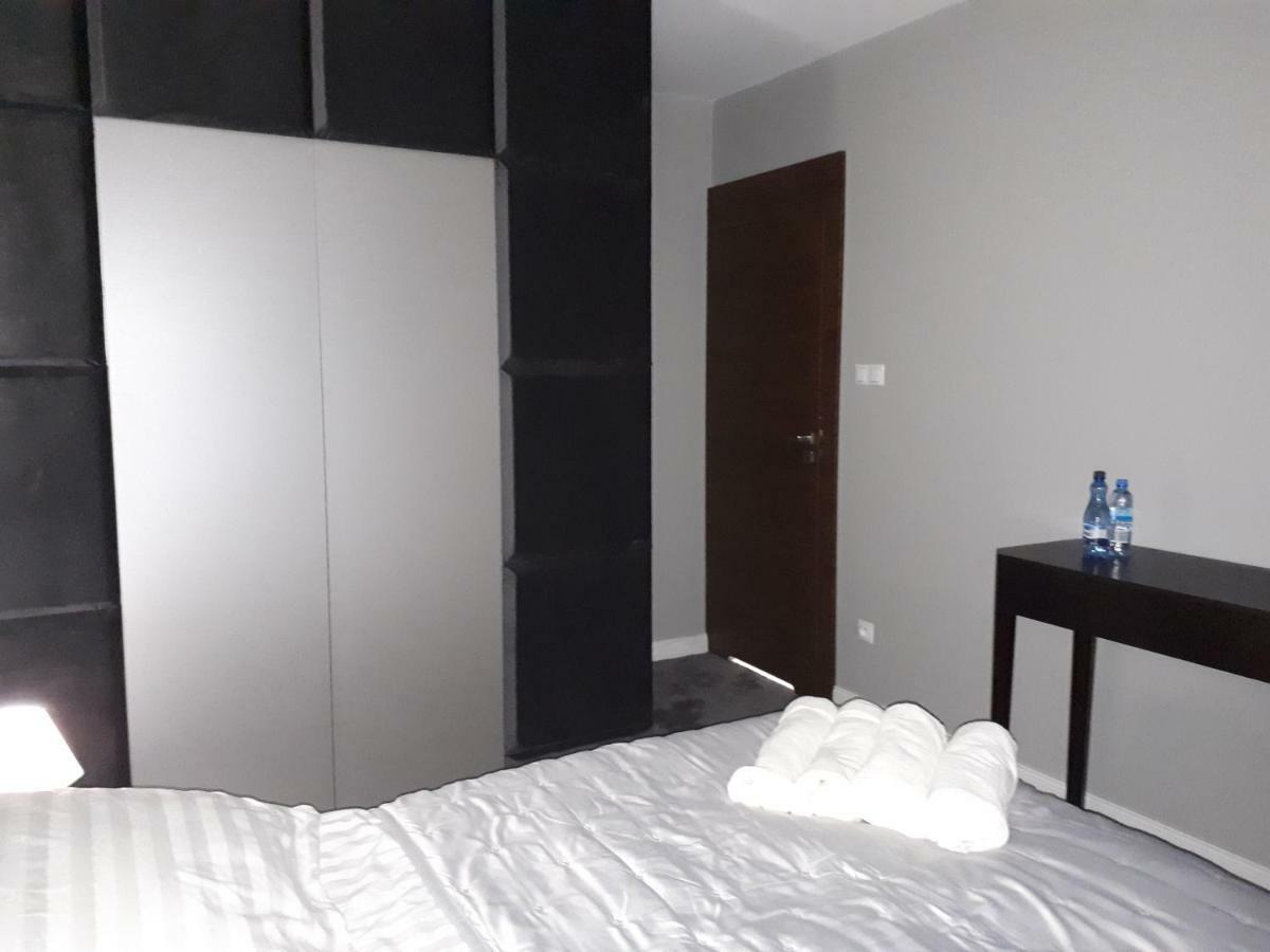 Apartamenty Centrum- Kochanowskiego -Dawniej Two-Bedroom Apartment Zielona Góra Esterno foto