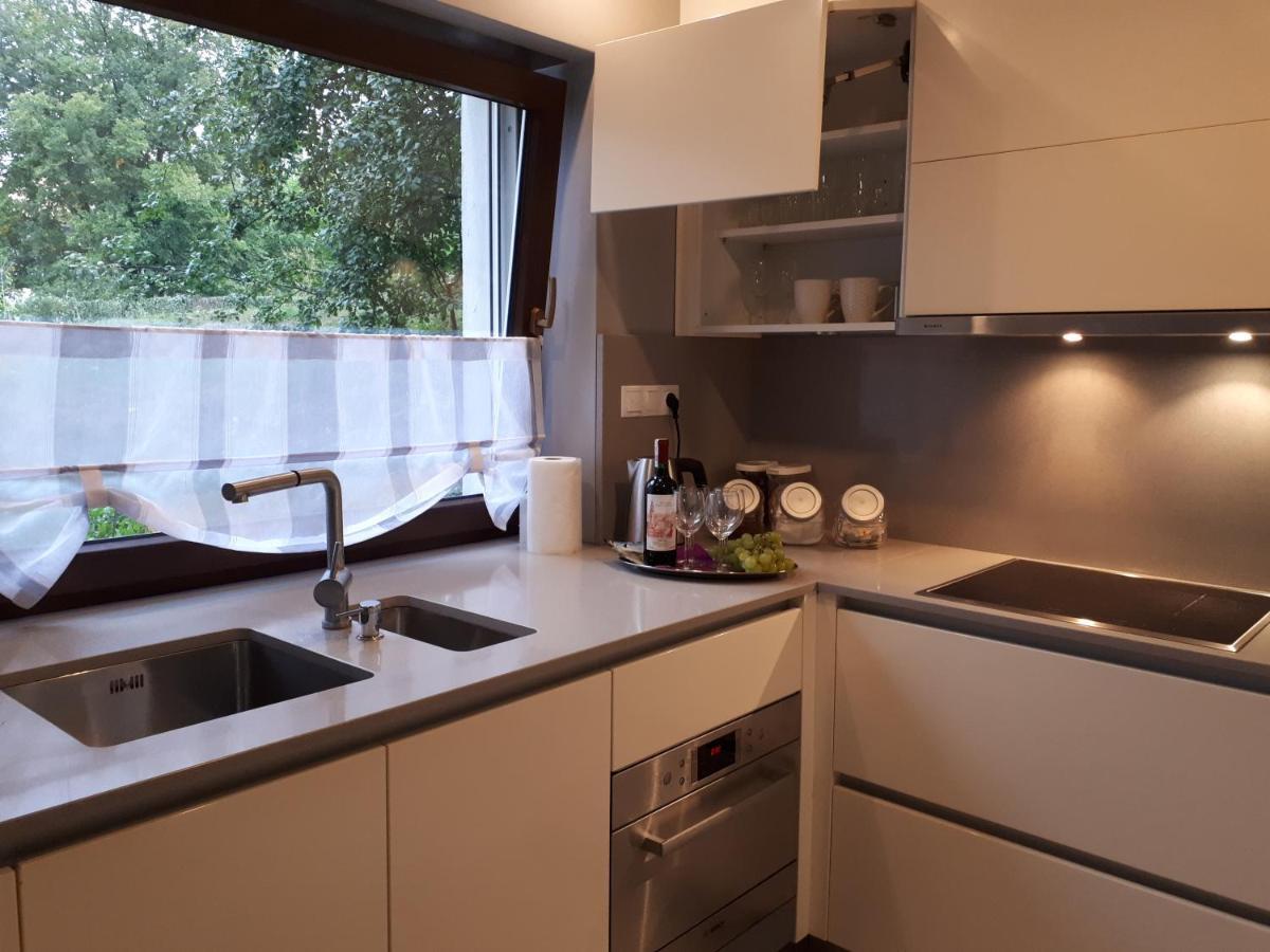 Apartamenty Centrum- Kochanowskiego -Dawniej Two-Bedroom Apartment Zielona Góra Esterno foto